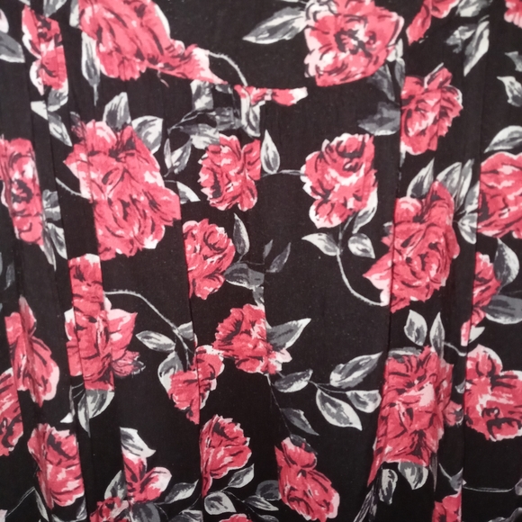 Torrid Floral Sun Dress - Picture 3 of 11